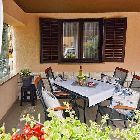Apartmani Sole Pjescana Uvala Buitenkant foto